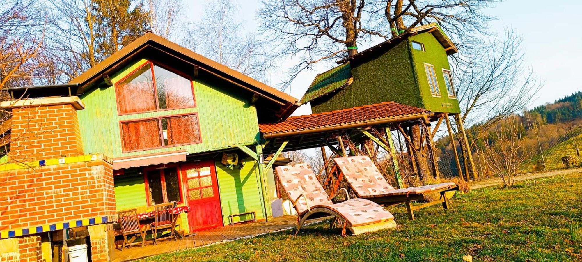 그로수플례 Fairytale Wooden House By Ljubljana 빌라 외부 사진
